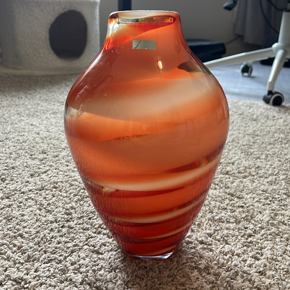 WATERFORD Evolution Red Sea Vase